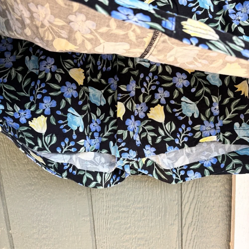 Karen Scott Woman Skort 18W Floral Print Black Blue Yellow Cotton Blend - Picture 5 of 7